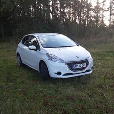 Peugeot 208 1,2 VTI