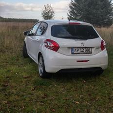 Peugeot 208 1,2 VTI