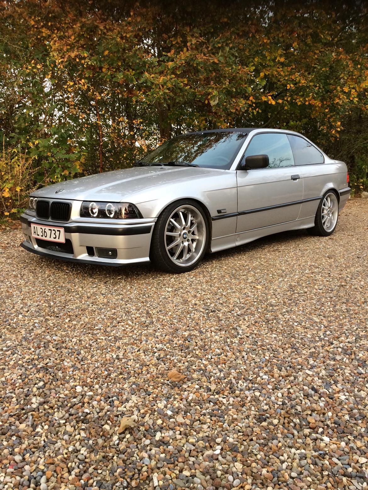 BMW E36 325i coupé "SOLGT" billede 3