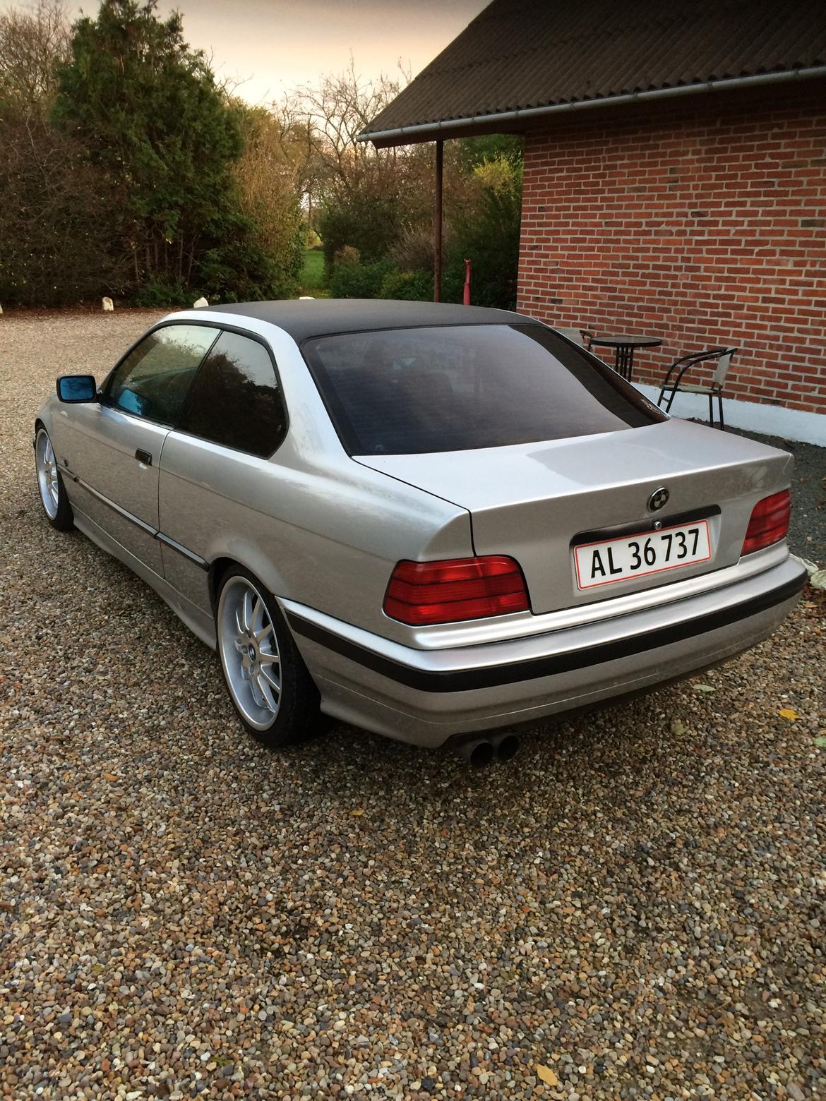 BMW E36 325i coupé "SOLGT" billede 4