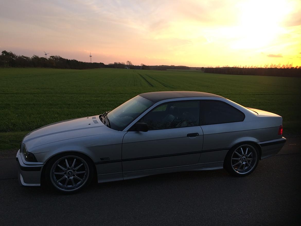 BMW E36 325i coupé "SOLGT" billede 7