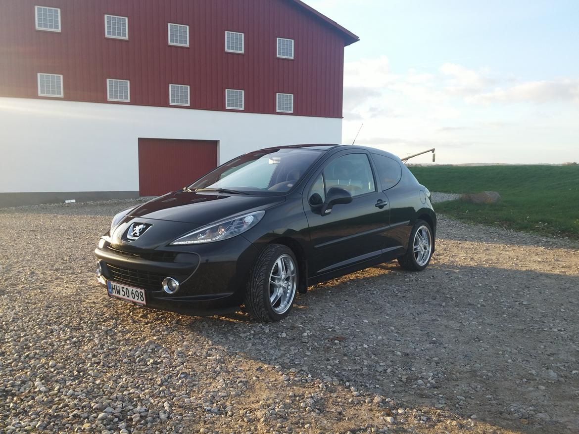 Peugeot 207 1,6 s16 3d solgt billede 1