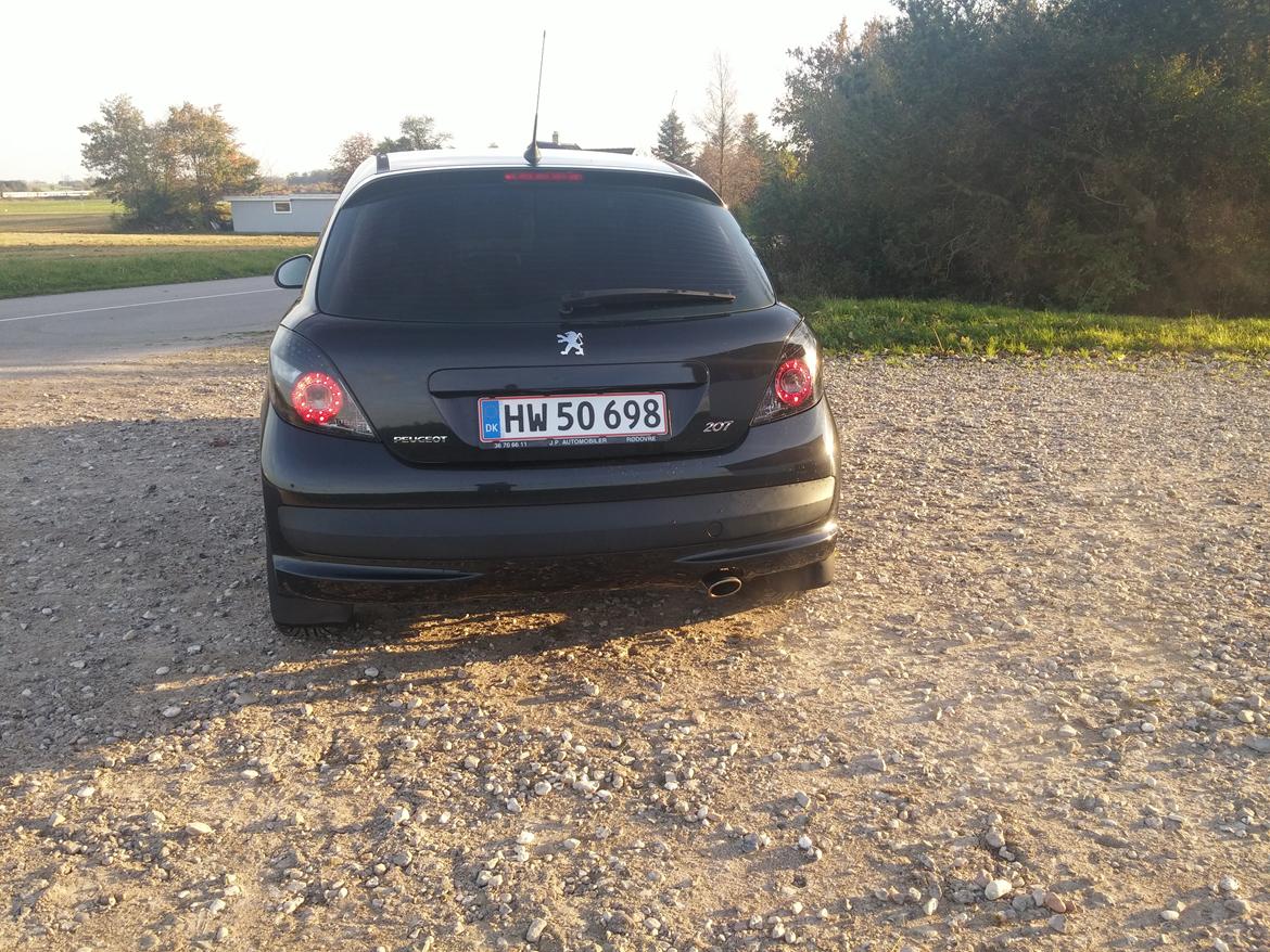 Peugeot 207 1,6 s16 3d solgt billede 2