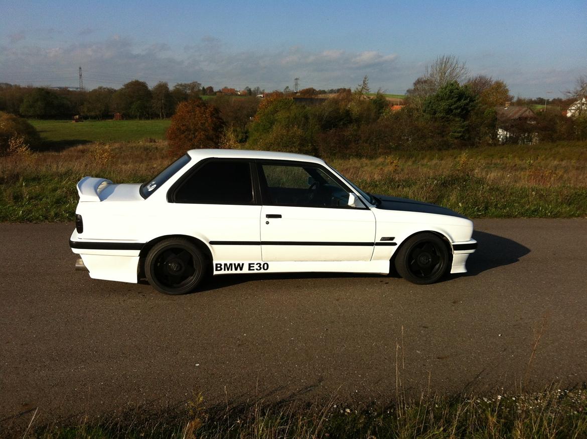 BMW 325 I E30 billede 10