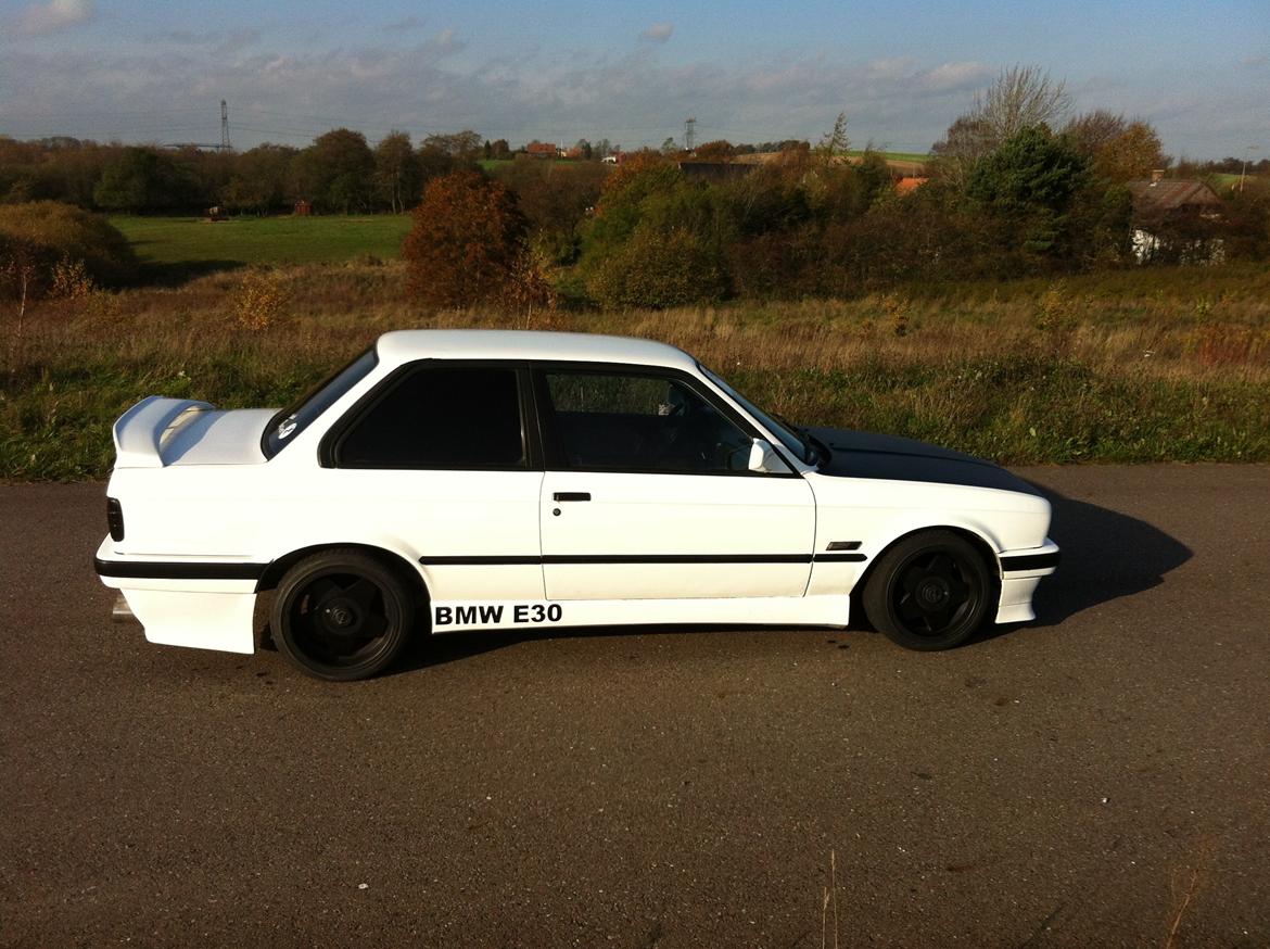 BMW 325 I E30 billede 14