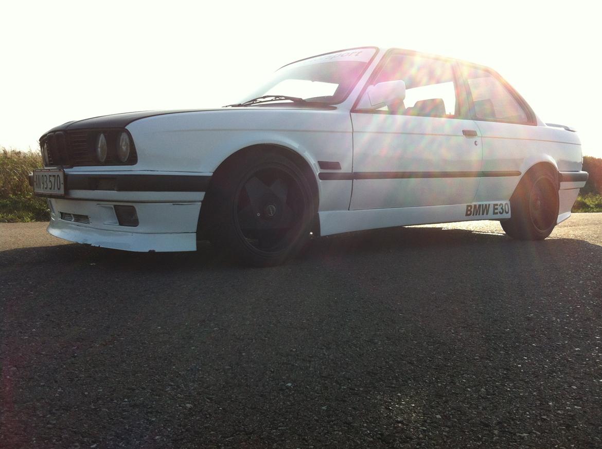BMW 325 I E30 billede 24