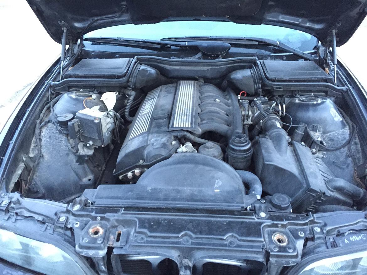 BMW E39 520i billede 14