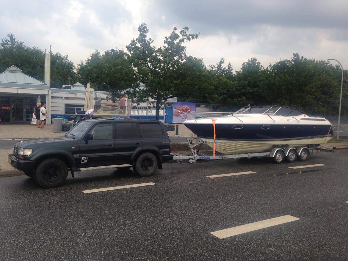 Toyota Landcruiser HDJ 80 VX - Landcruiser med Marex 270 Extremo på krogen, på vej hjem fra sommerferie. billede 10