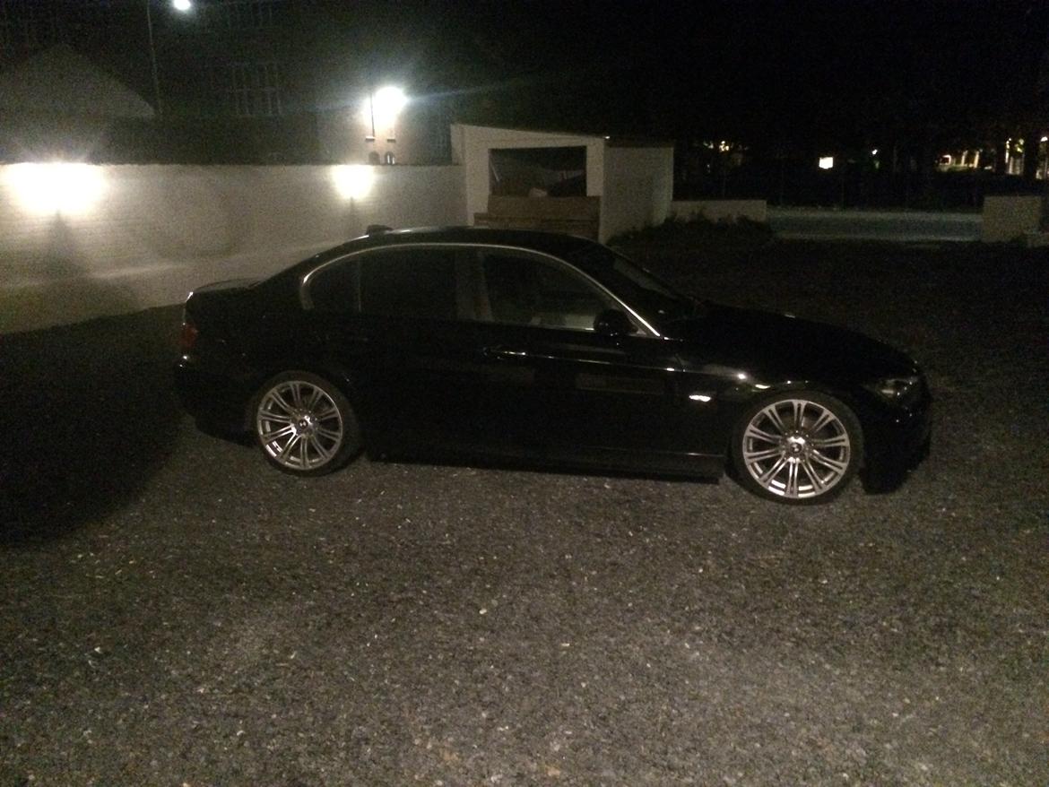 BMW 320i E90 billede 6