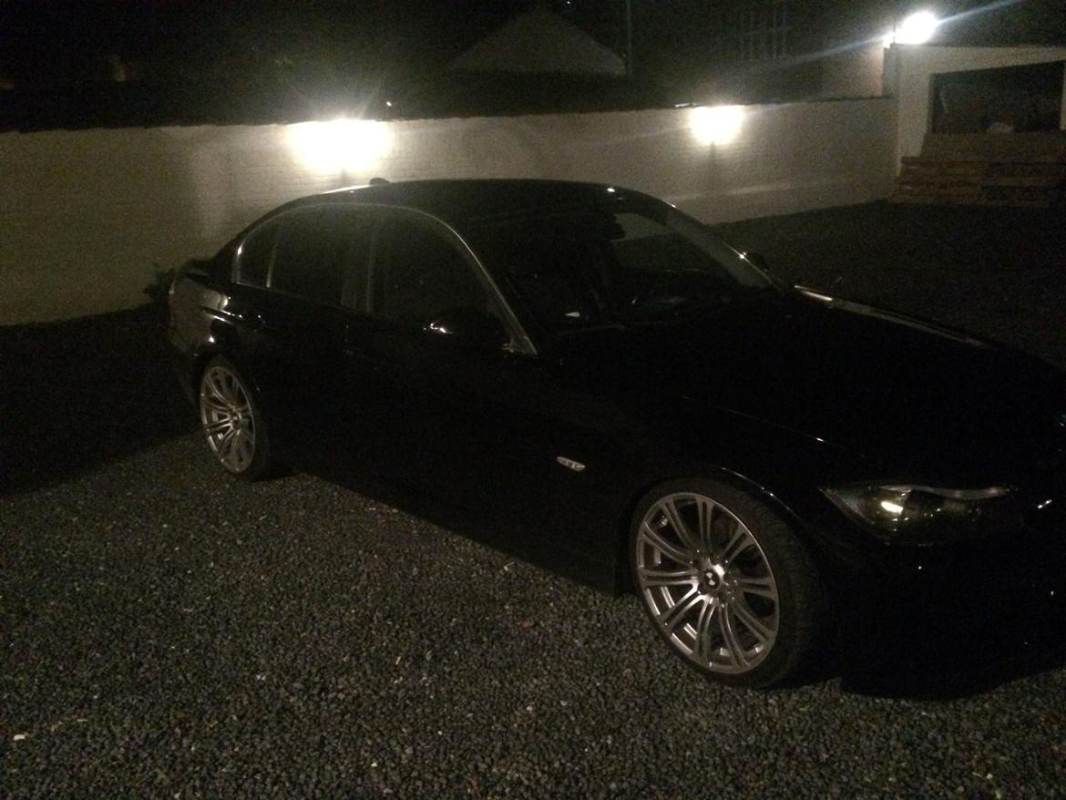 BMW 320i E90 billede 7
