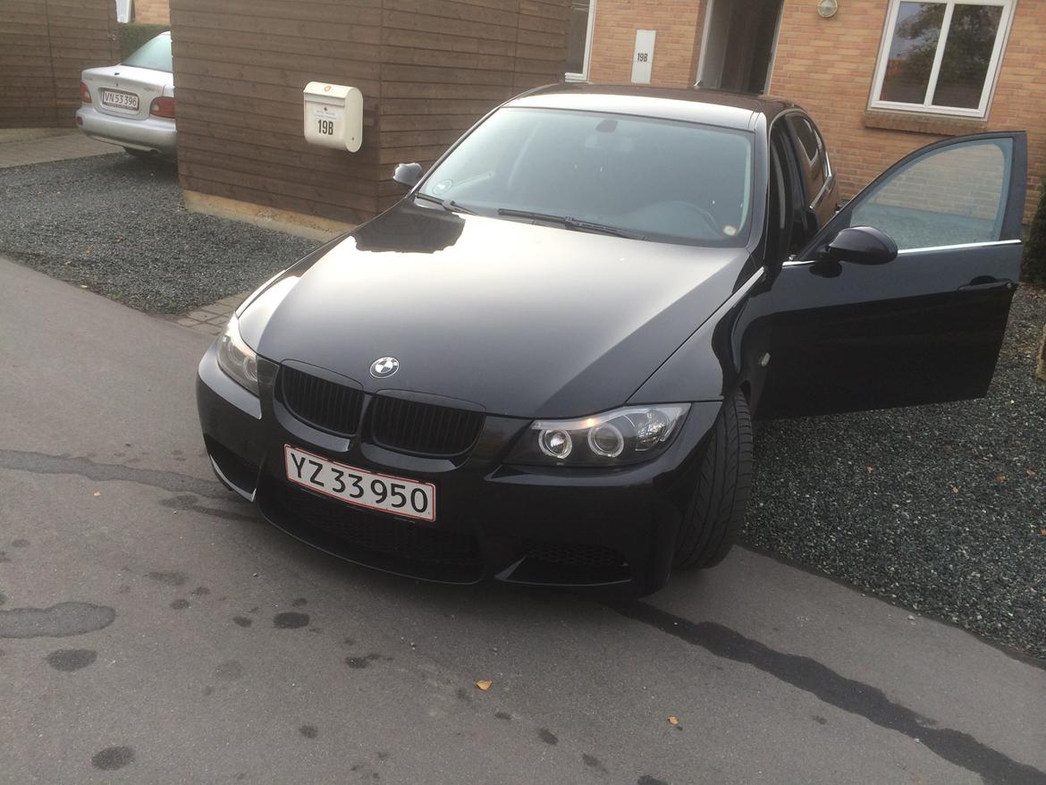 BMW 320i E90 billede 18