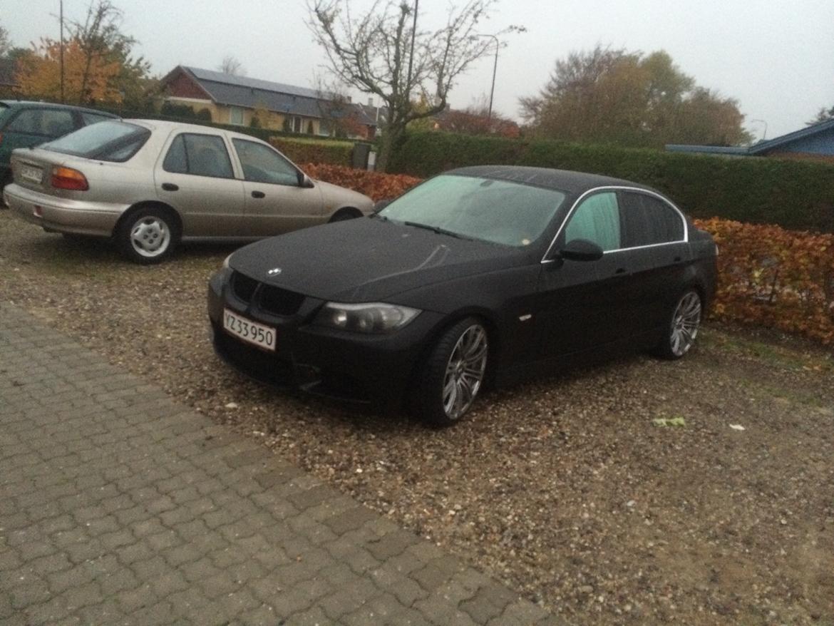 BMW 320i E90 billede 20