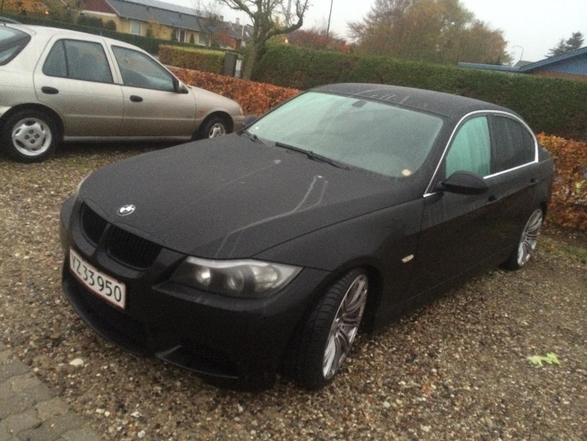 BMW 320i E90 billede 21