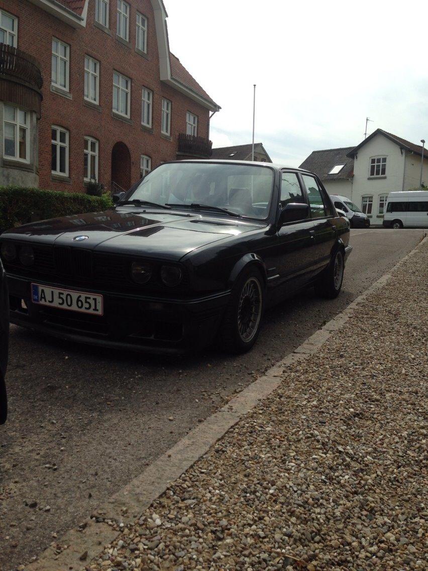 BMW E30 325i billede 5