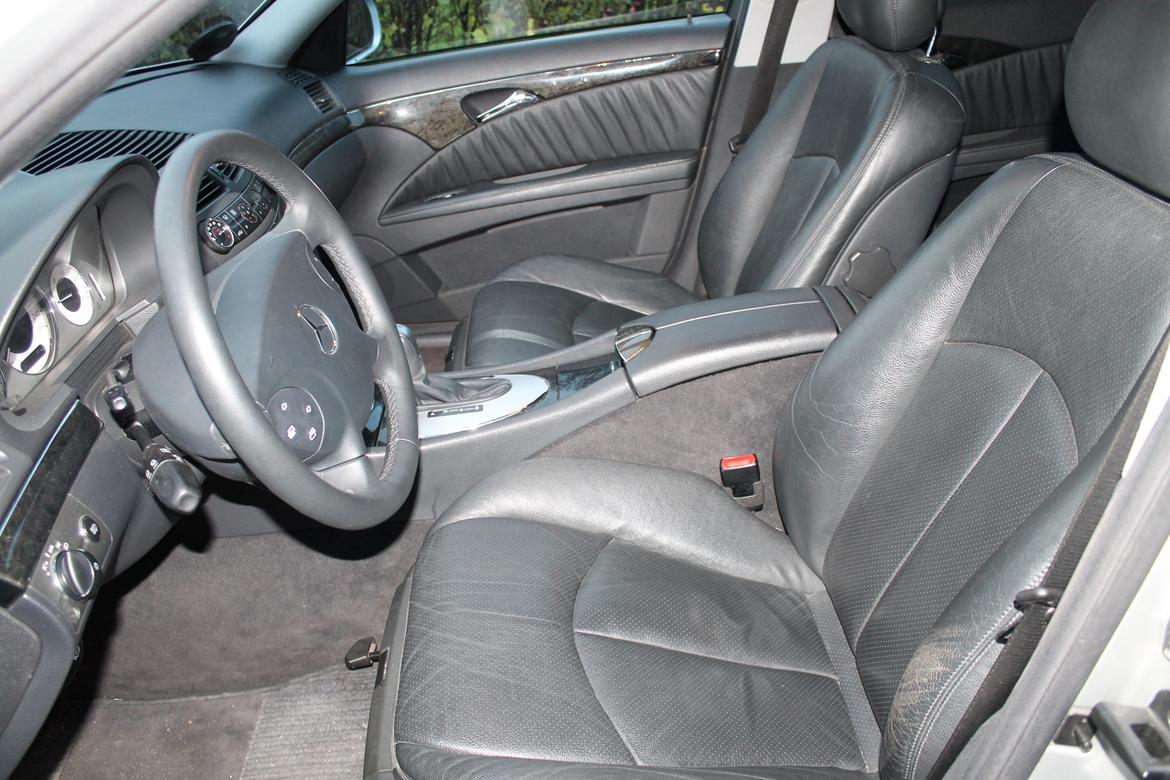 Mercedes Benz E320 CDI Avantgarde billede 16