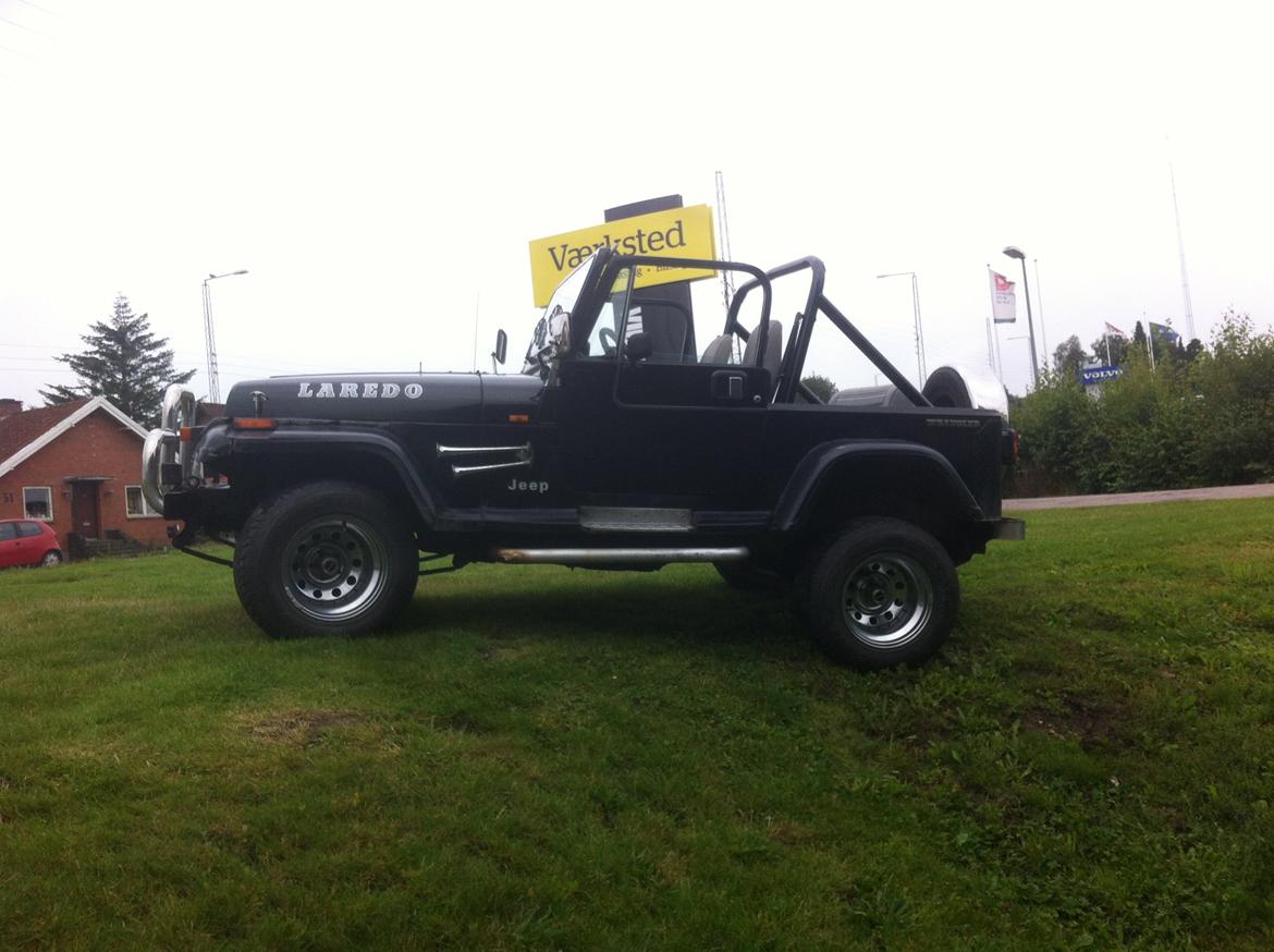 Jeep Wrangler YJ Laredo billede 3