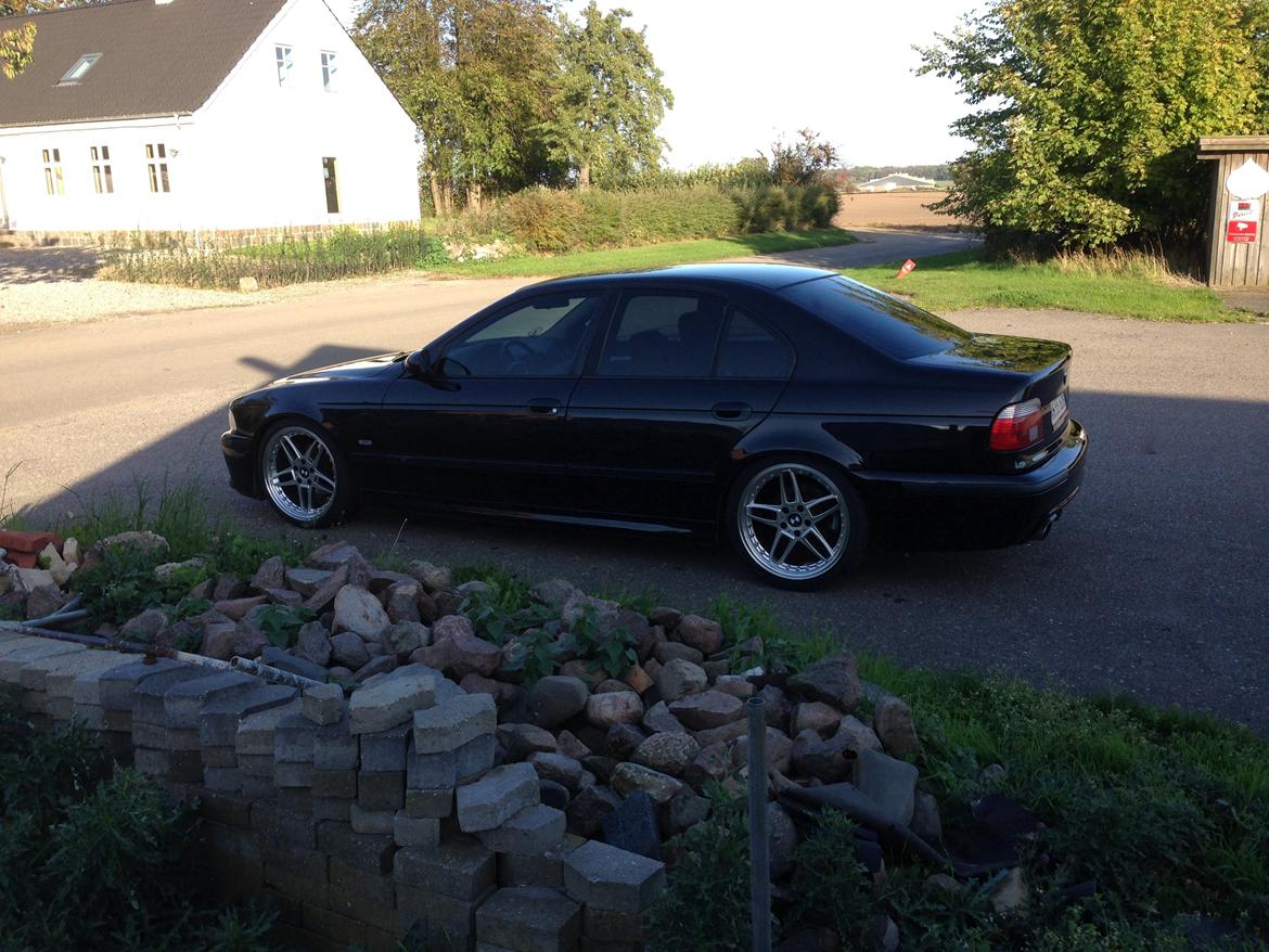 BMW E39 528 billede 5