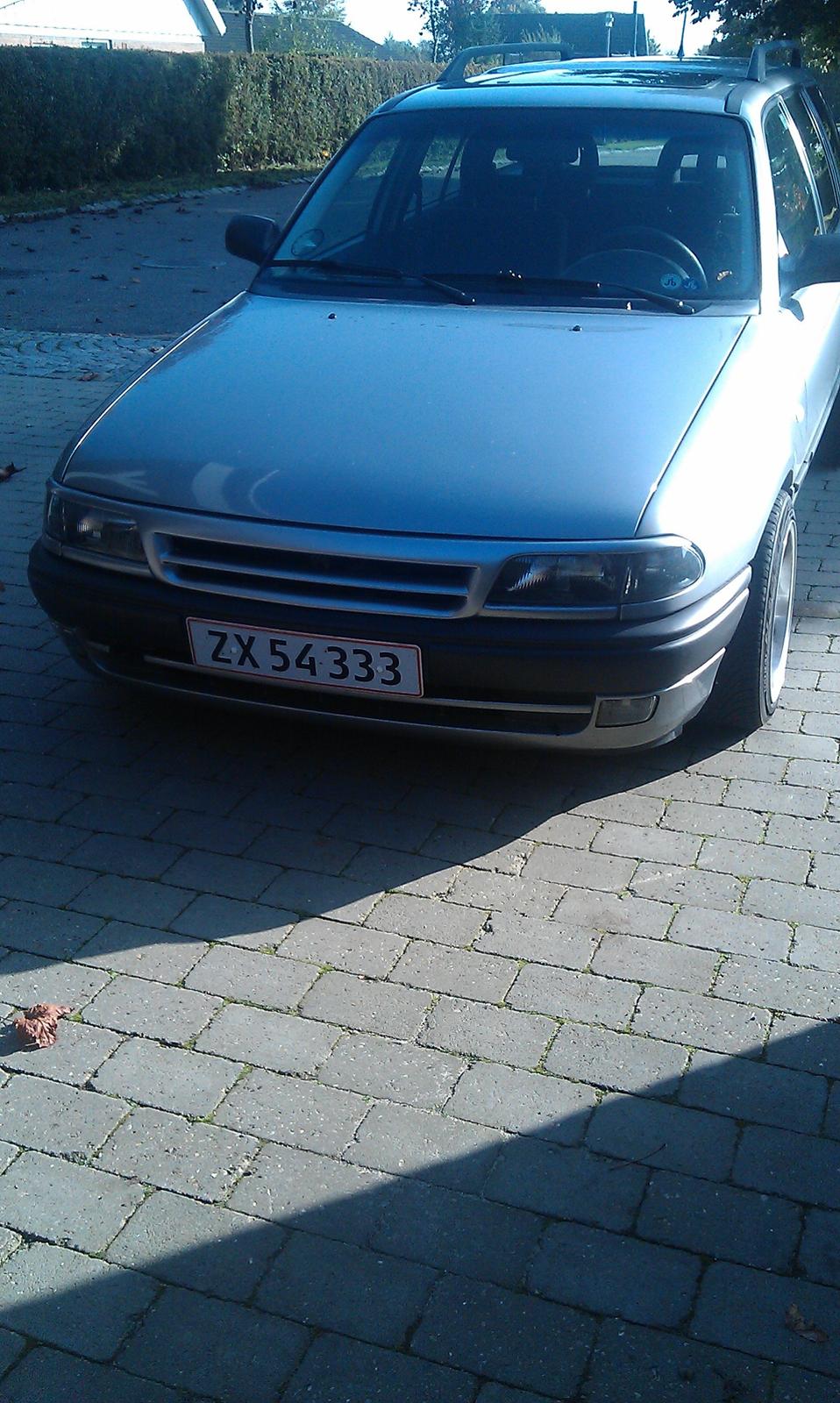 Opel Astra F 1,8 16V Caravan/Stc billede 1