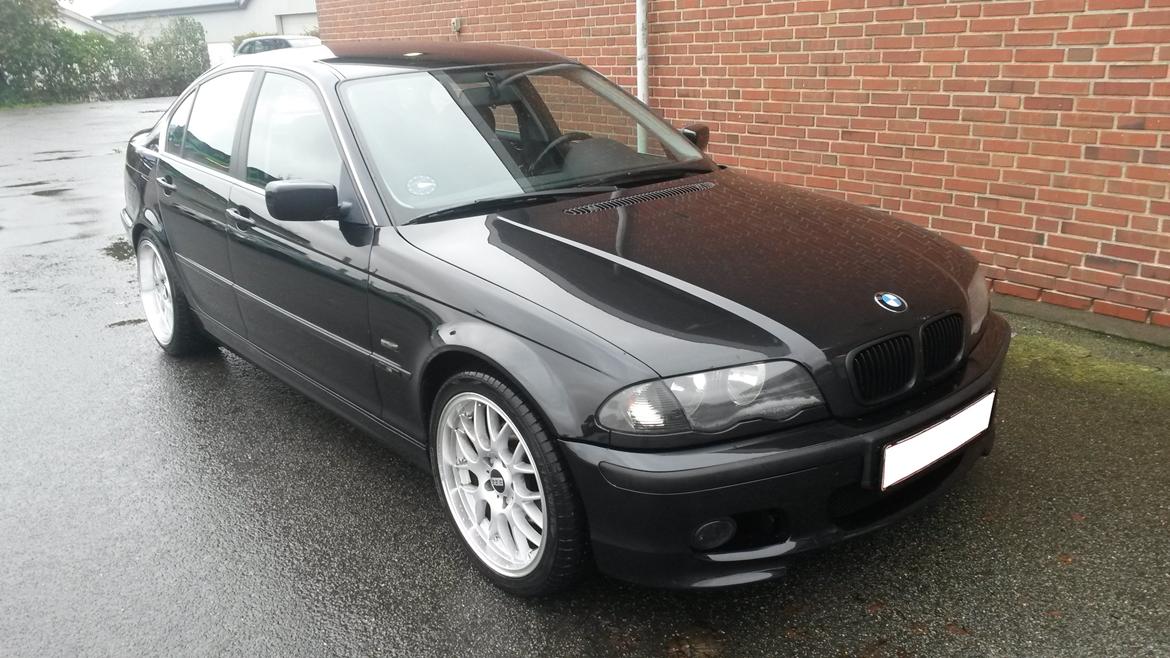 BMW E46 320i billede 2