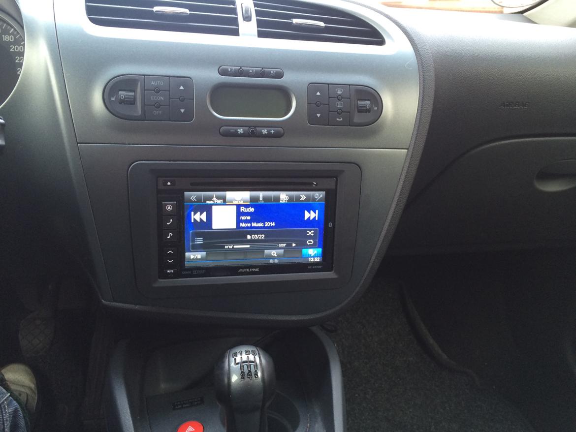 Seat Leon 2,0 TDI SOLGT billede 2