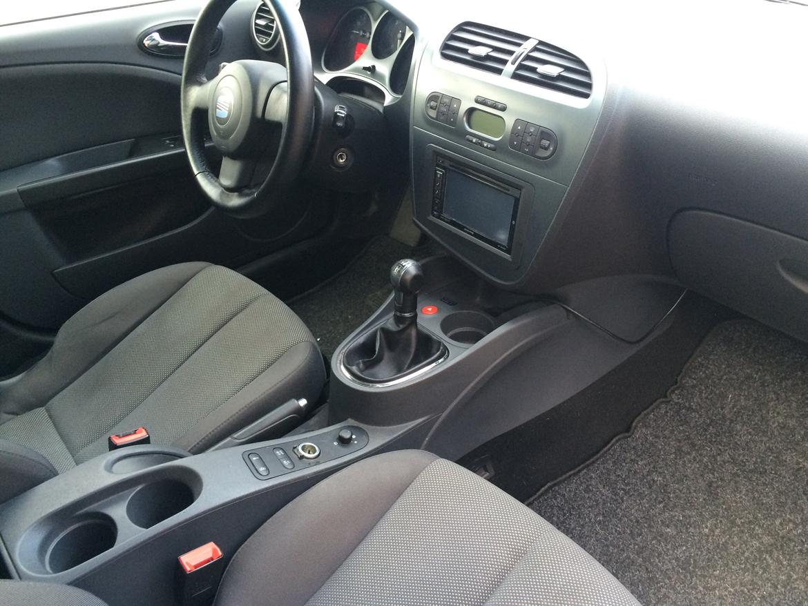 Seat Leon 2,0 TDI SOLGT billede 4