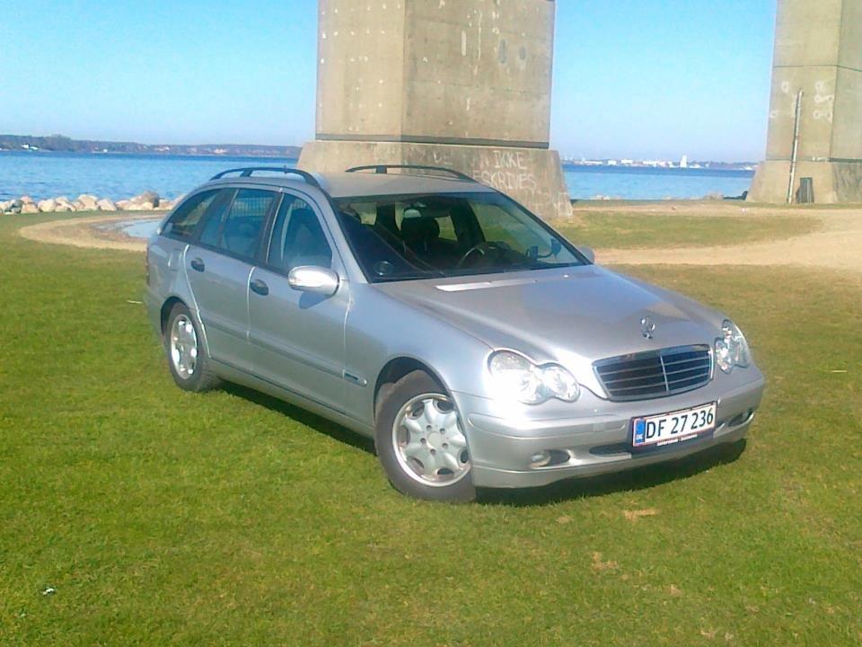 Mercedes Benz C 200 Classic stationcar (SLLGT) billede 2