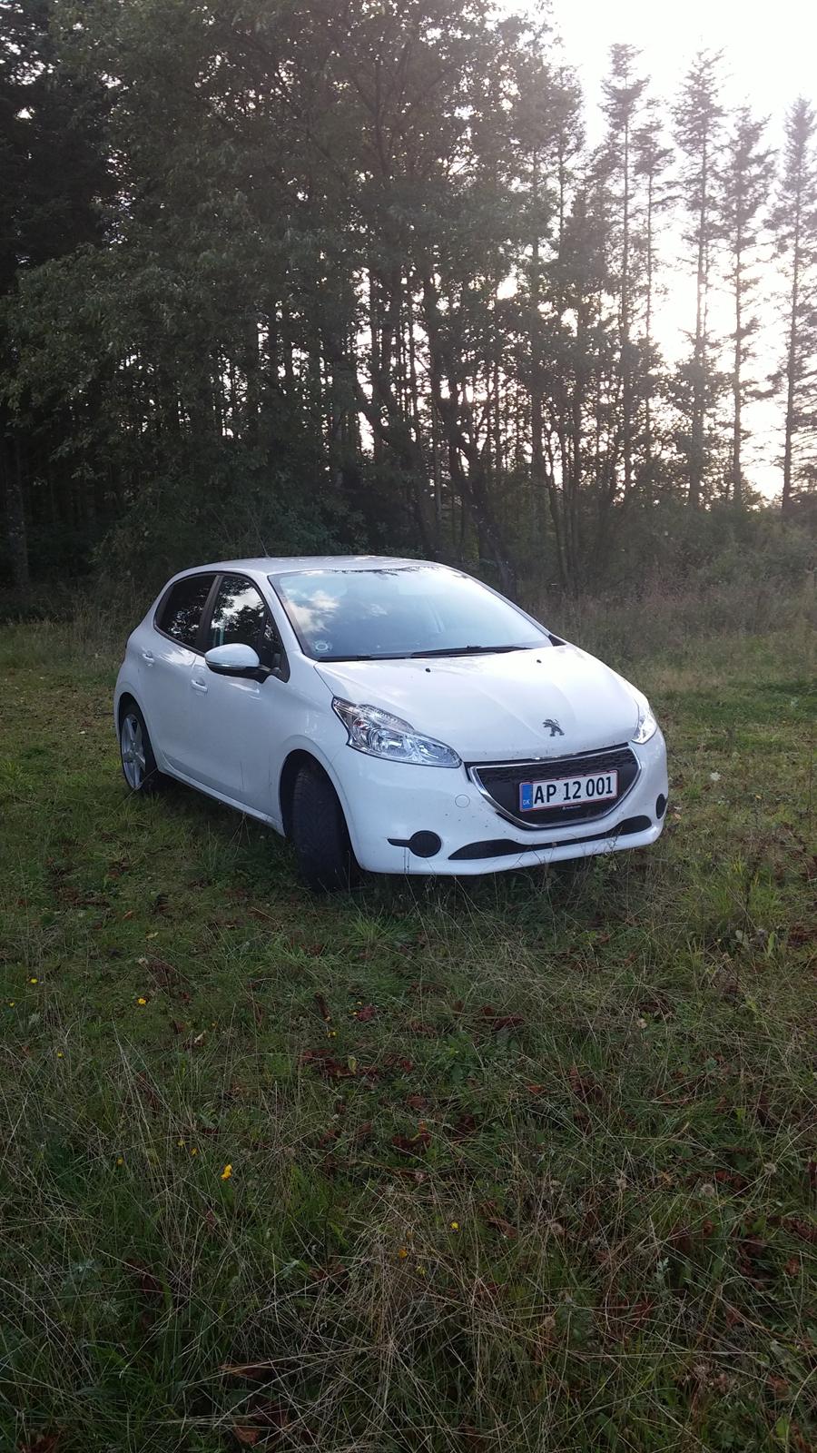 Peugeot 208 1,2 VTI billede 1