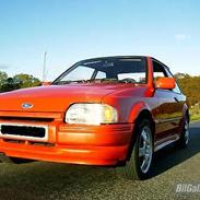 Ford Escort 1,6 CL