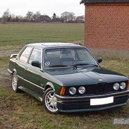 BMW 320 e21