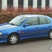 Nissan Primera SRI