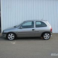 Opel Corsa 1,4 16V