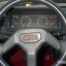 Peugeot 205 1,6 GTi