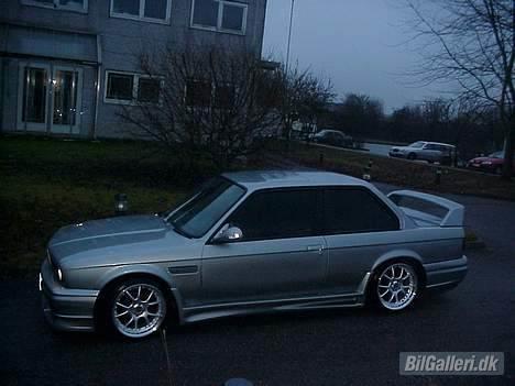 BMW E30, 325 i (Tidl. bil) SOLGT billede 3