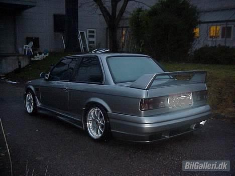 BMW E30, 325 i (Tidl. bil) SOLGT billede 4