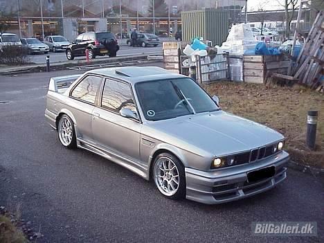 BMW E30, 325 i (Tidl. bil) SOLGT billede 5