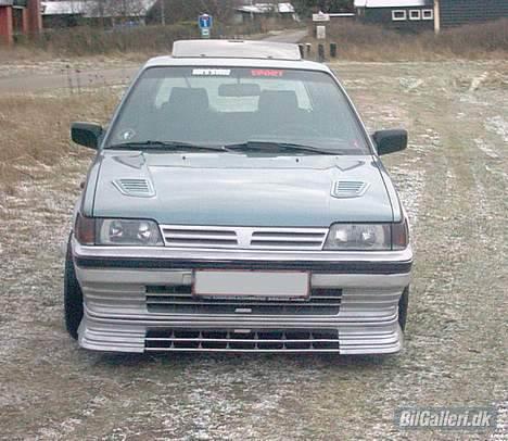 Nissan Sunny 1.6 slx billede 3