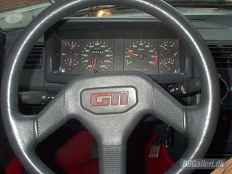 Peugeot 205 1,6 GTi billede 2