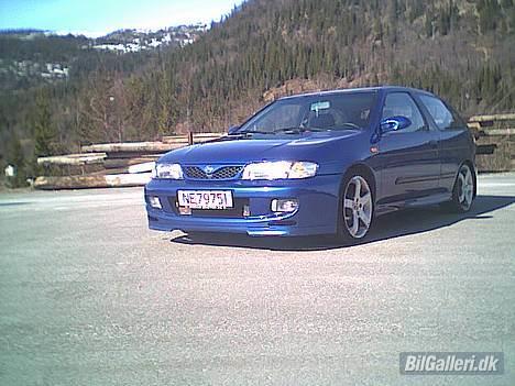 Nissan Almera Turbo billede 10