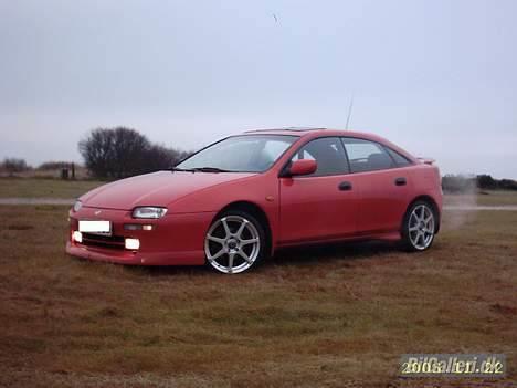 Mazda 323F 2.0 V6 (DØD) billede 6