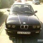 BMW e30