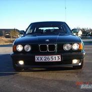 BMW 525i 24v st.car (SOLGT)