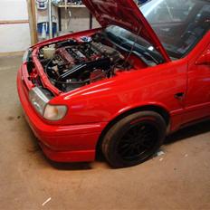 Nissan Sunny 2,0 GTi-(R)