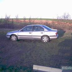 Nissan Primera 2.0 SLX
