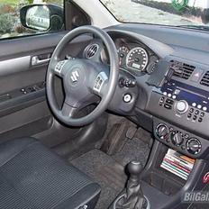 Suzuki Swift - SOLGT