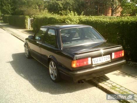 BMW e30 billede 4