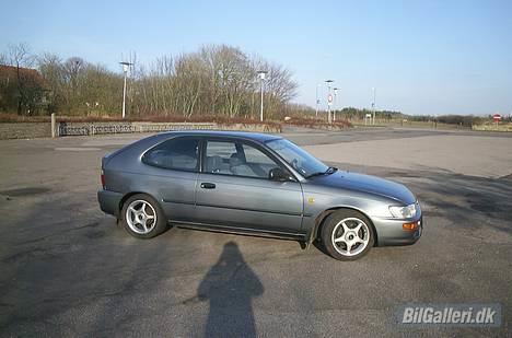 Toyota Corolla - SOLGT billede 2