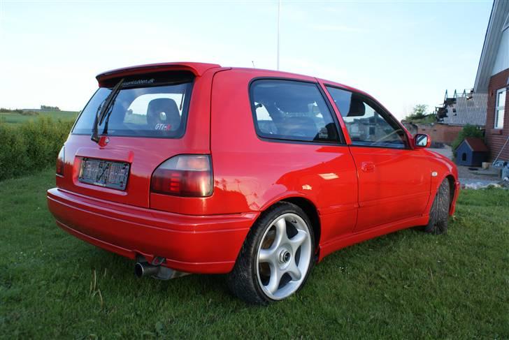 Nissan Sunny 2,0 GTi-(R) billede 3