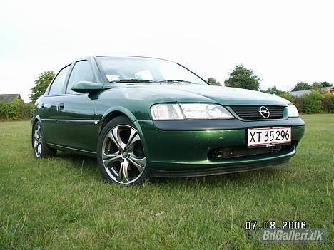 Opel Vectra B 1,8 16V billede 1