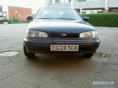 Hyundai elantra SOLGT billede 2