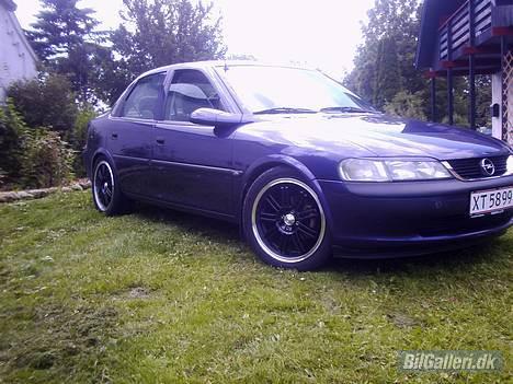 Opel Vectra b billede 1